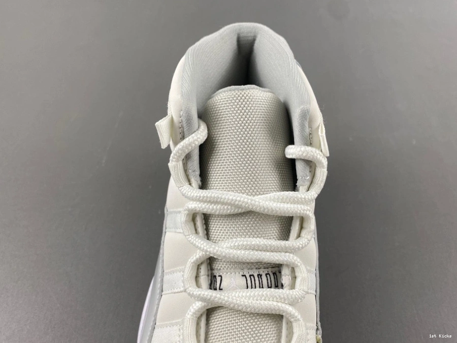 - 11 Finale Jordan (Women's) Retro AR0715-110 Grand 0408